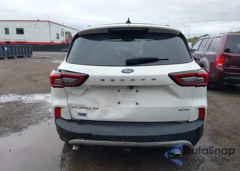 2023 Ford Escape Platinum z USA, uszkodzony, nr VIN 1FMCU9JAXPUA37441